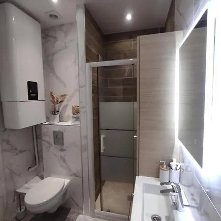 Bright At Mimi's Apartmán Nice