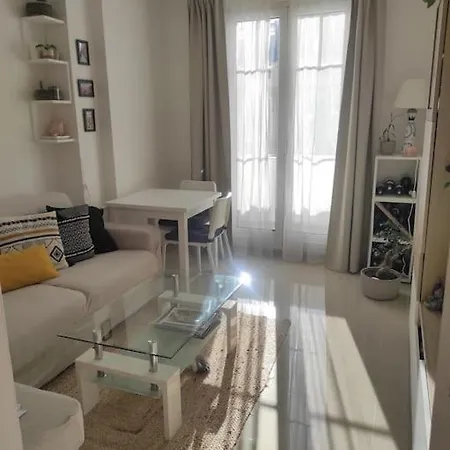 Bright At Mimi's Appartement