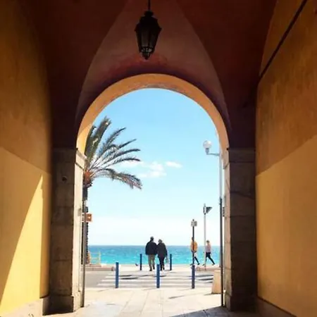 Bright At Mimi's 公寓 *