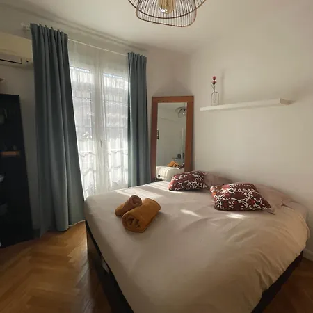 Lägenhet Bright At Mimi's