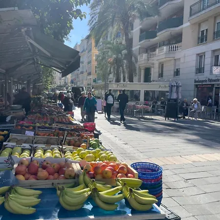 Lägenhet Bright At Mimi's